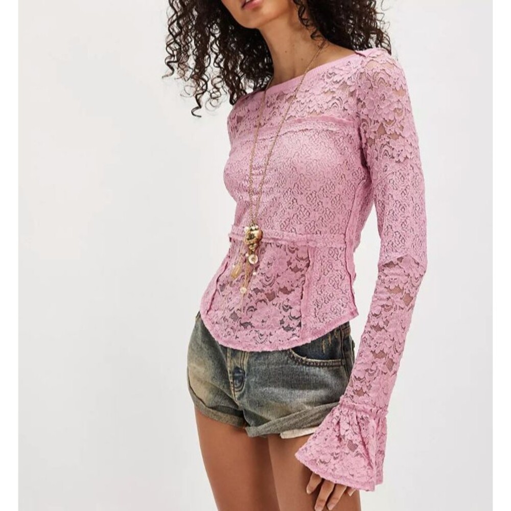 Free People Bell Sleeve Floral Lace Top XS Mauve Pink Boho Romantic Fairycore